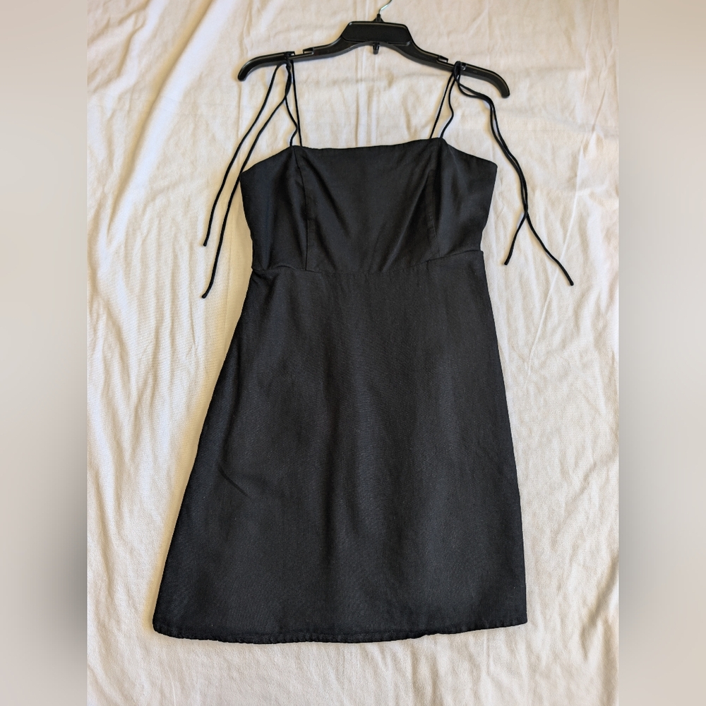 Old Navy Spaghetti Strap Linen Blend Mini Dress Size Medium Smocked